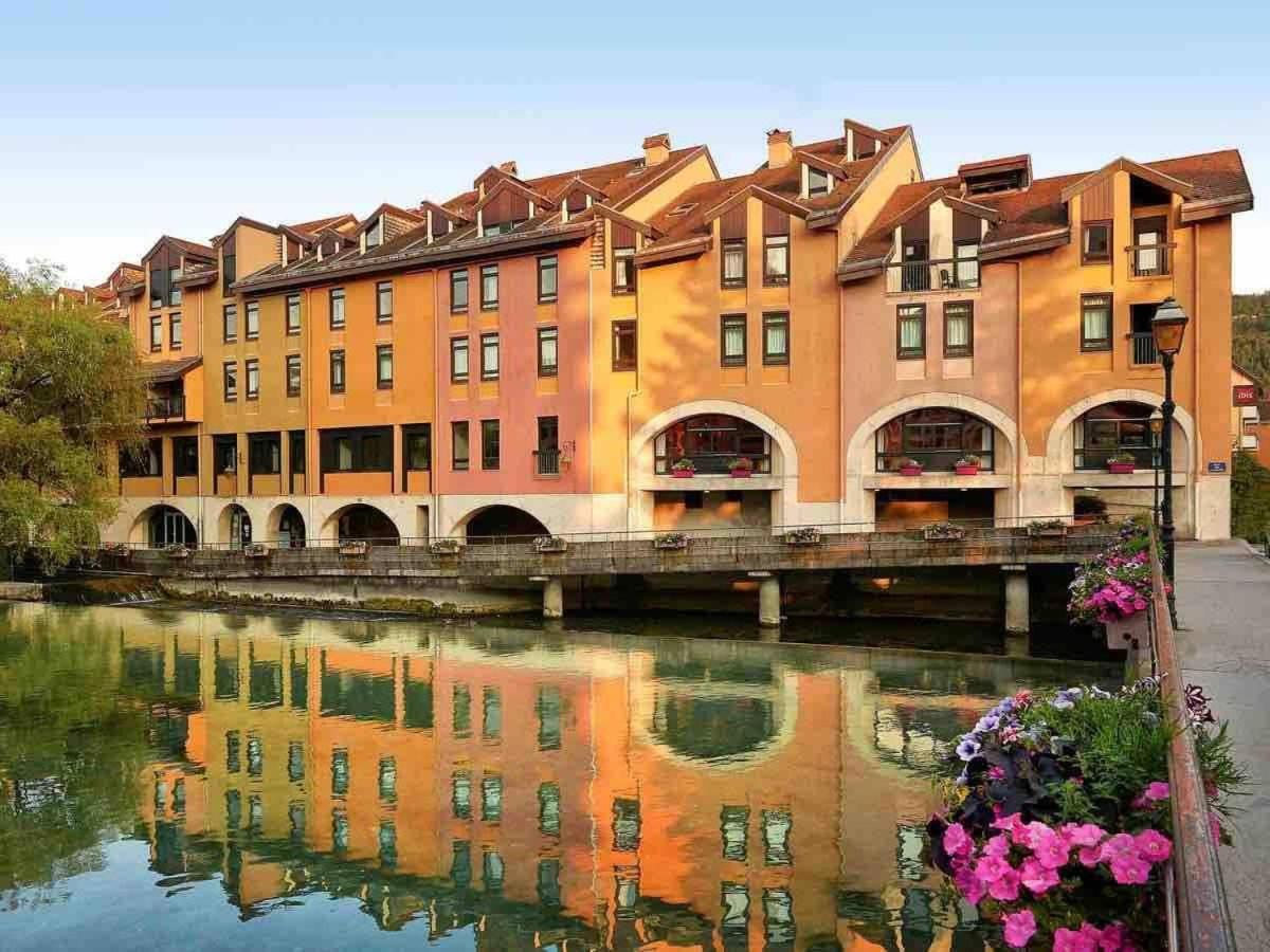 Reve De Jade Devant Le Canal Annecy Kültér fotó